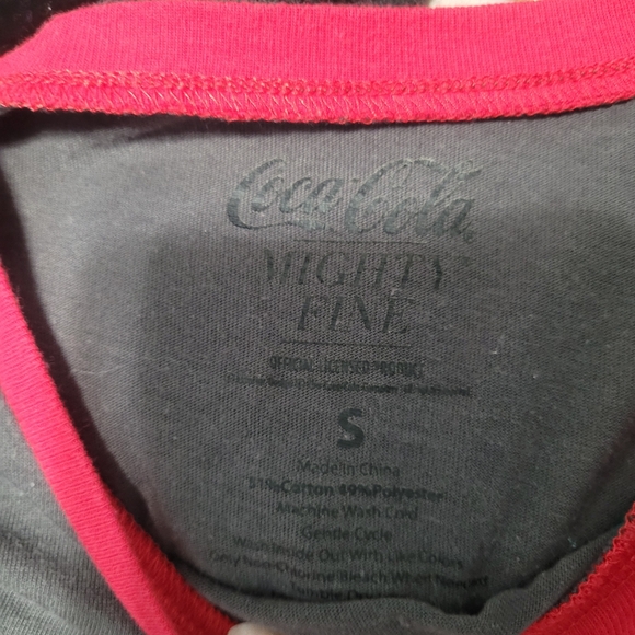 Coke tshirt - Picture 2 of 2